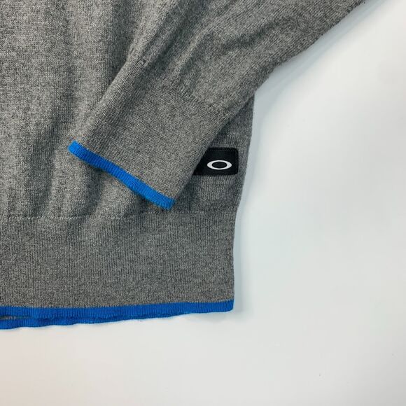 Oakley Sweater Mens L Large Gray Tailored Fit V Neck Pullover Cotton Blend Prep - Picture 3 of 14